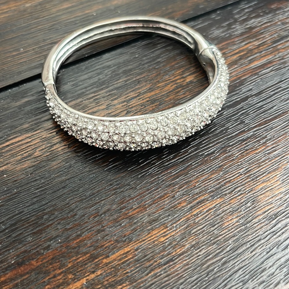 Rhinestone bangle bracelet